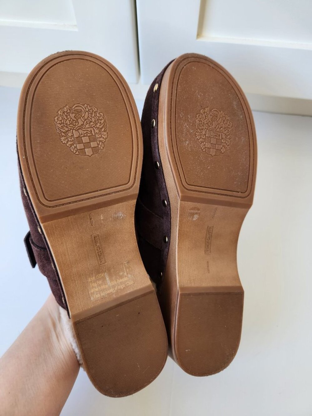 Vince Camuto Canzenee Brown Suede Shearling Sherpa Clogs Comfy Cozy Cute Boho - Picture 9 of 9